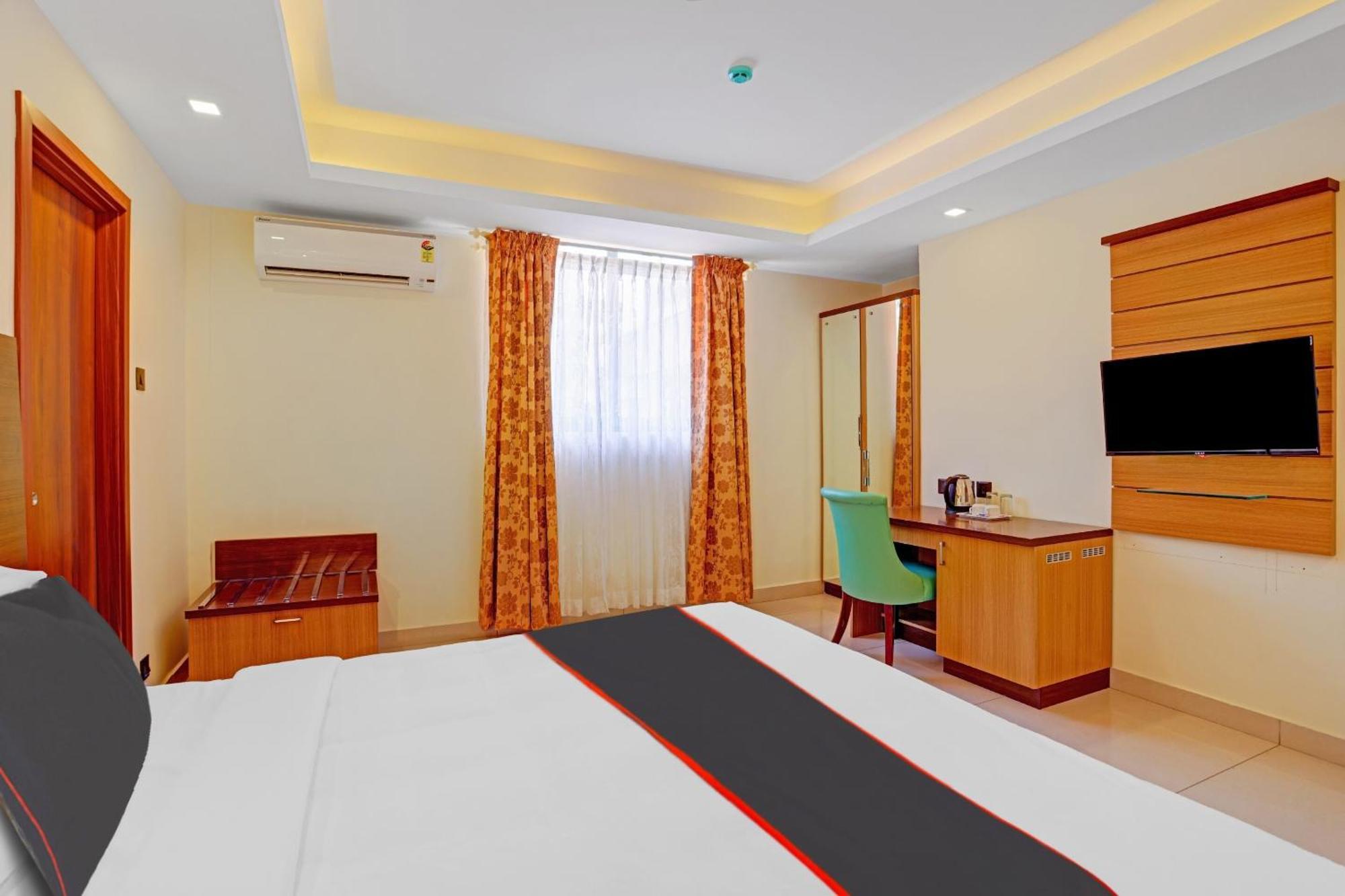 Hotel Super Collection O Pallava Rajadhani à Thiruvananthapuram Extérieur photo