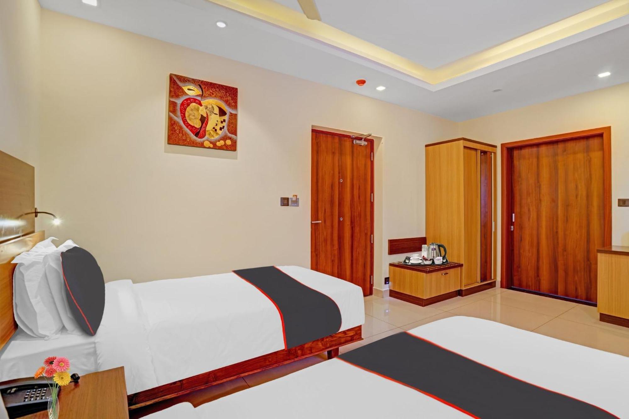 Hotel Super Collection O Pallava Rajadhani à Thiruvananthapuram Extérieur photo